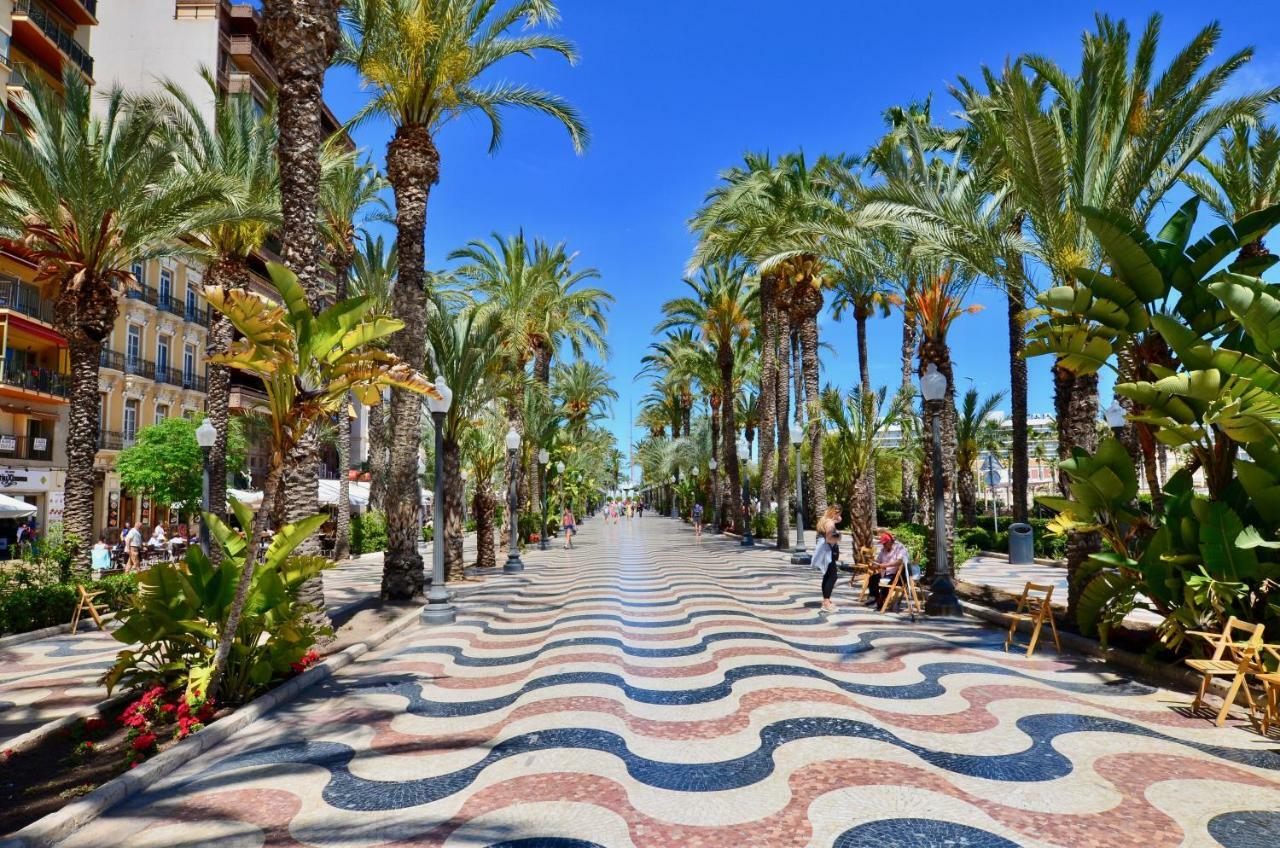 Apartmán Playa Postiguet Penthouse By Nras Alicante Exteriér fotografie
